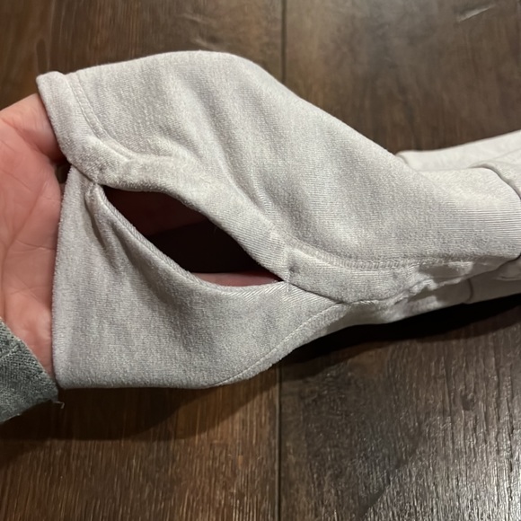 026. Athleta Uptempo Hoodie - Picture 5 of 6